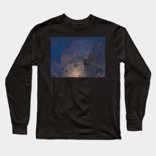 Spider admiring the Halloween moonrise Long Sleeve T-Shirt